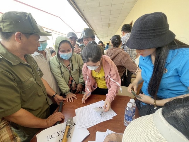 Hoan thue 23 ty dong cuu mot doanh nghiep no luong 900 cong nhan hinh anh