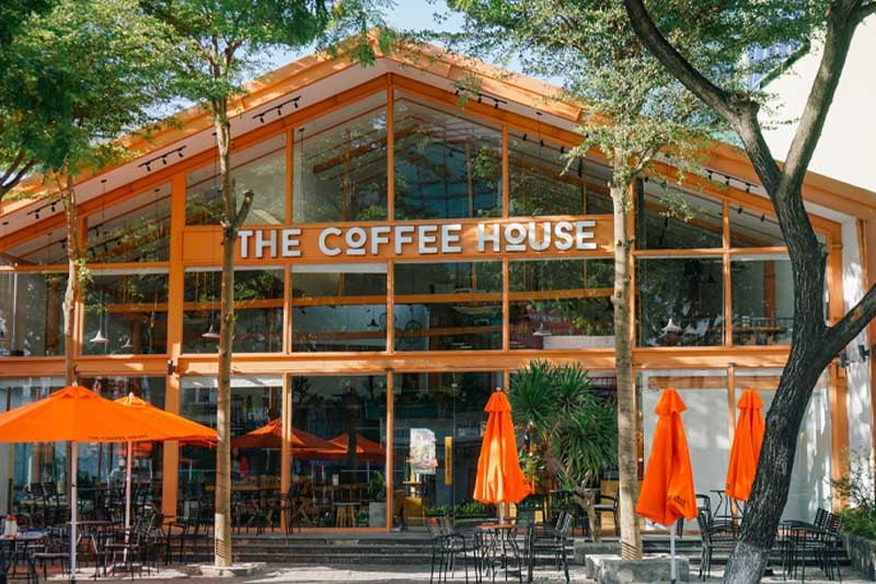 The Coffee House 'hut hoi', cuc dien chuoi ca phe ra sao? hinh anh