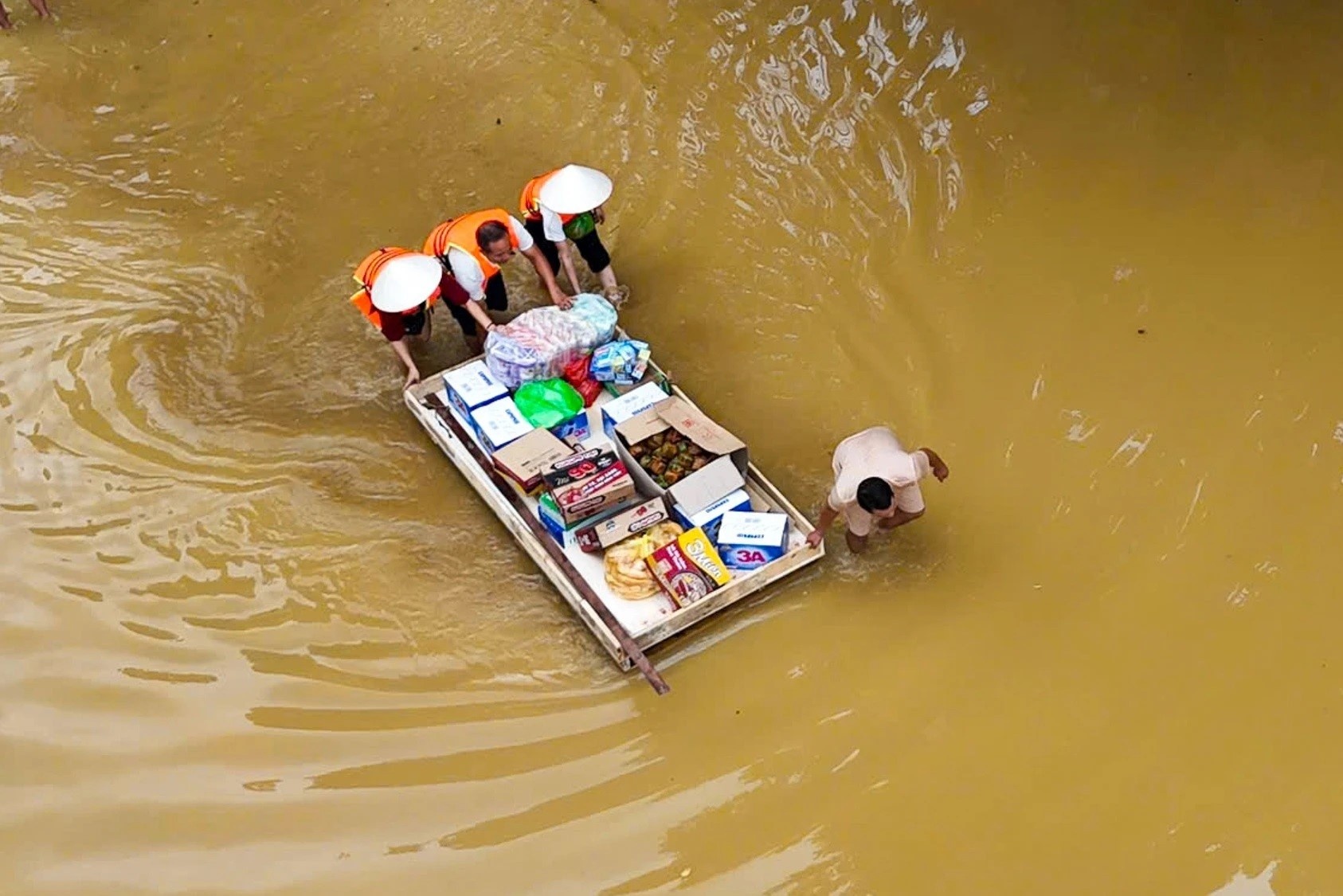 Bao hiem nhan tho cap nhat thiet hai va boi thuong do bao so 3 hinh anh