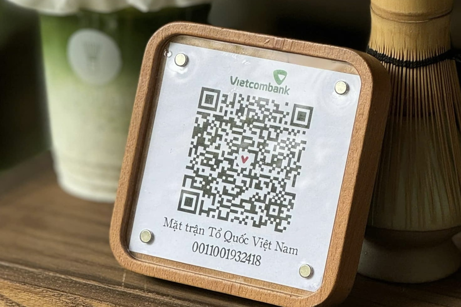 Di uong ca phe, thanh toan vao tai khoan Mat tran To quoc hinh anh