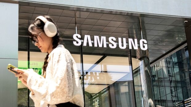 Samsung xin loi hinh anh