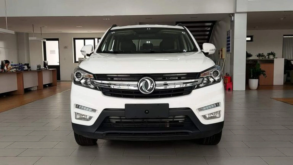 Mot nha phan phoi oto suot 3 thang khong thu noi 1 dong hinh anh