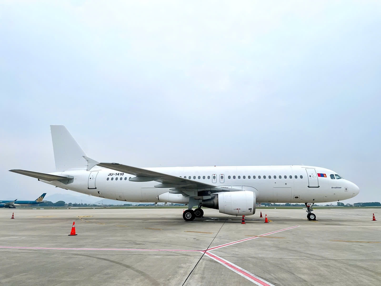 Bamboo Airways nhan them tau bay hinh anh