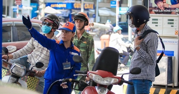 Kien nghi rut giay phep cua hang xang dau khong xuat hoa don dien tu hinh anh