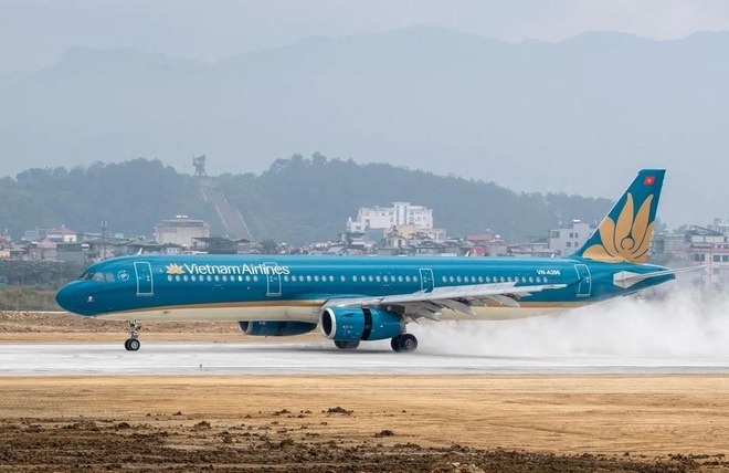 Vietnam Airlines ngat mach thua lo sau 4 nam hinh anh