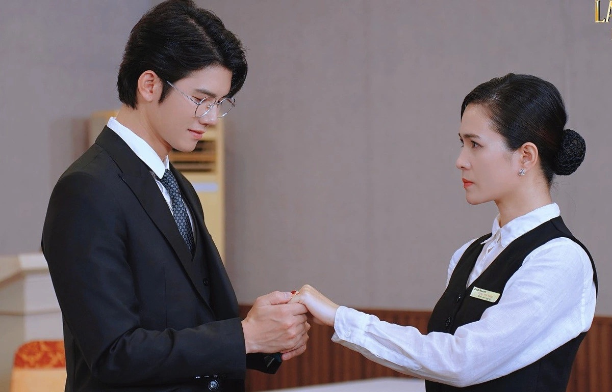 Doanh nghiep dung sau web drama 'Me lao cong hoc yeu' hinh anh