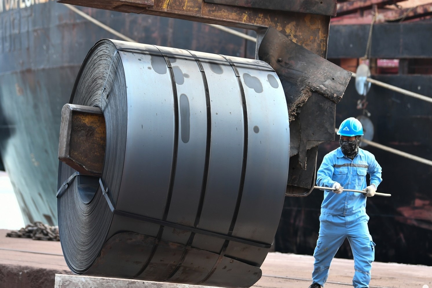 Bo Cong Thuong ap thue chong ban pha gia thep HRC tu Trung Quoc hinh anh