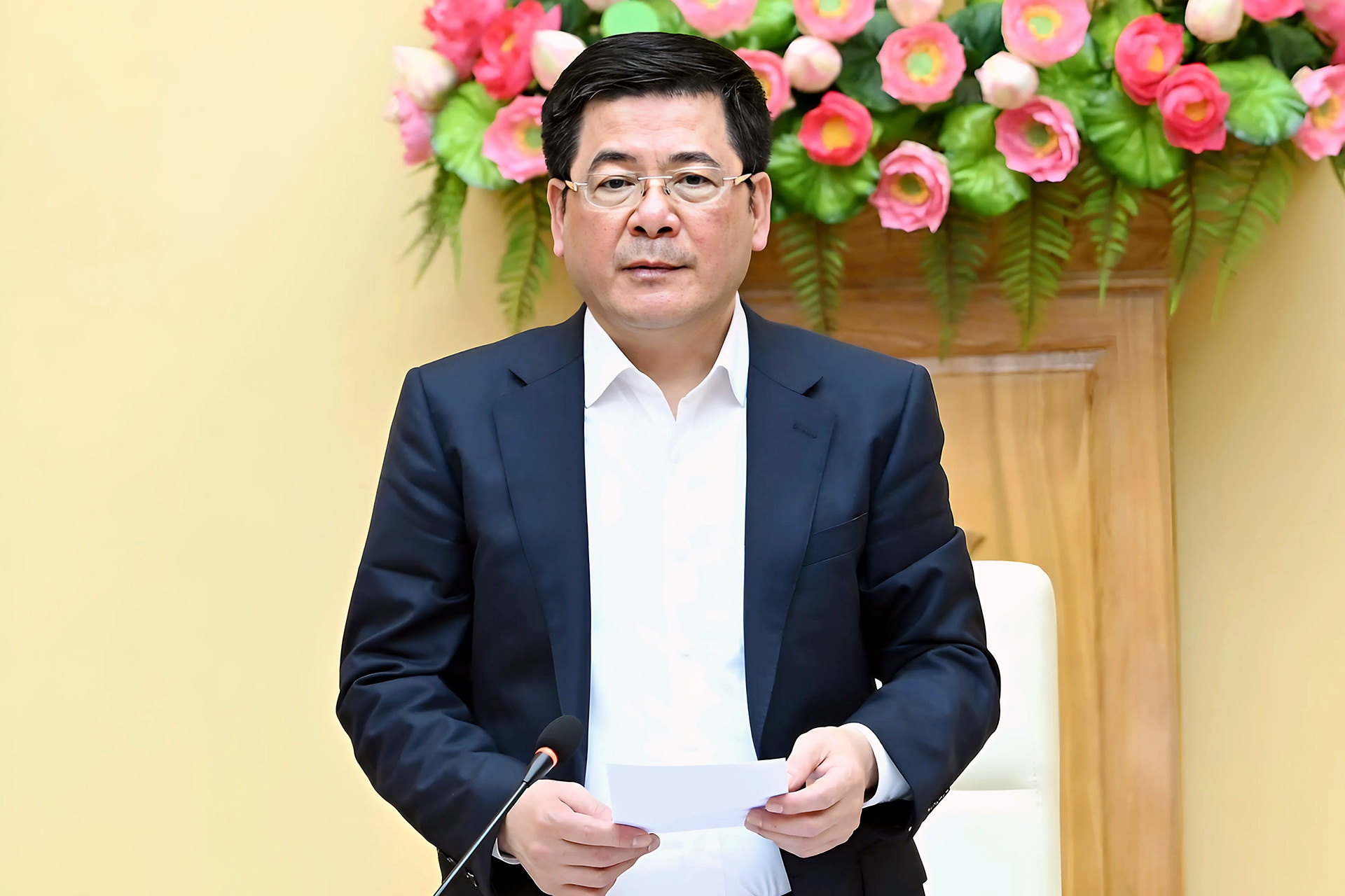 Bo may moi hoat dong, Bo truong Cong Thuong chi dao 5 viec can lam hinh anh