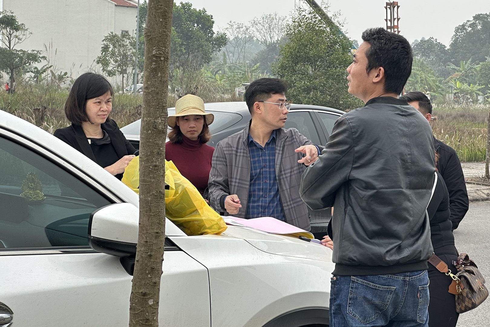 'Co dat' do xo ve Phu Tho, Giam doc So Xay dung noi dau hieu dang ngo hinh anh