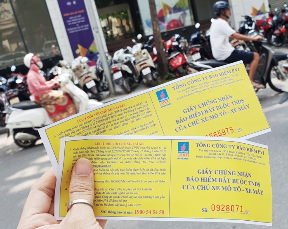 Bo Tai chinh quyet giu bao hiem xe may bat buoc hinh anh