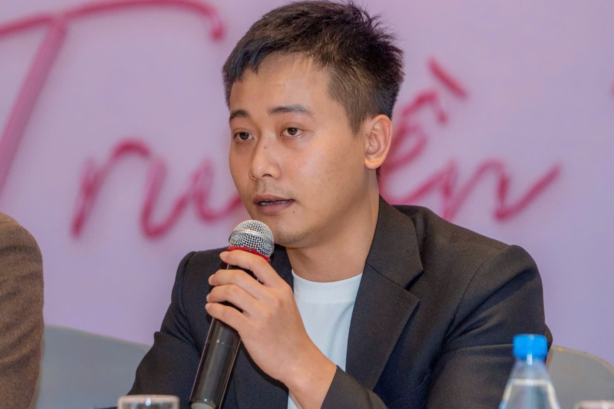 Quang Linh Vlogs da gop bao nhieu tien vao quan com nieu o TP.HCM hinh anh