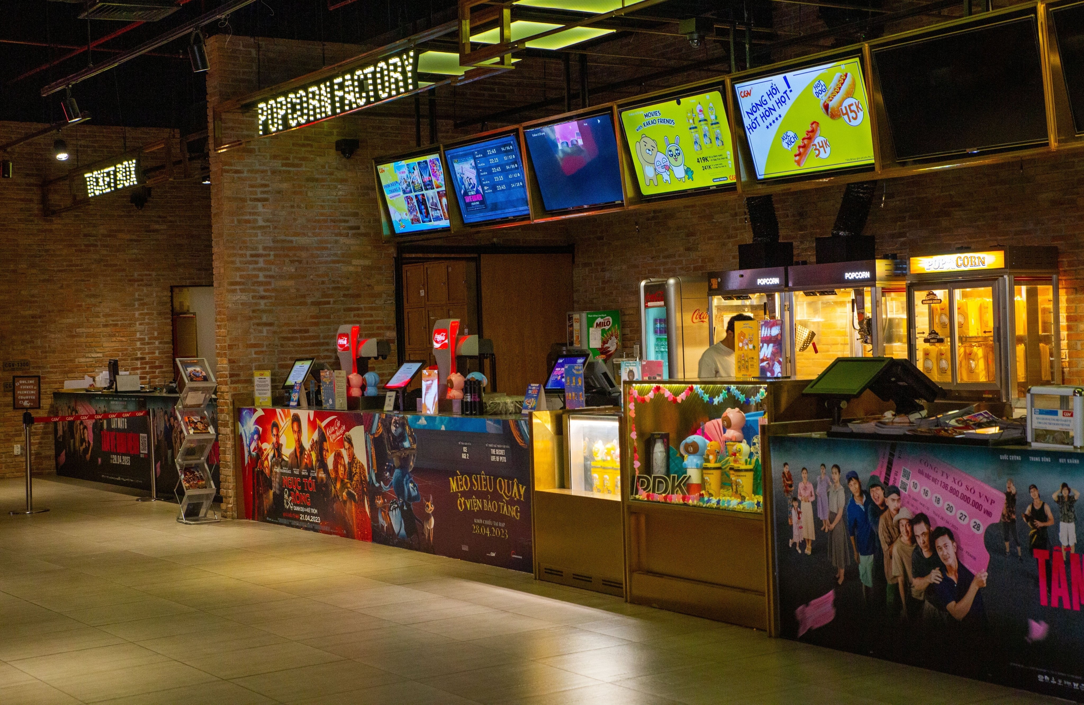 Thi truong rap phim Viet Nam trong tay doanh nghiep ngoai hinh anh