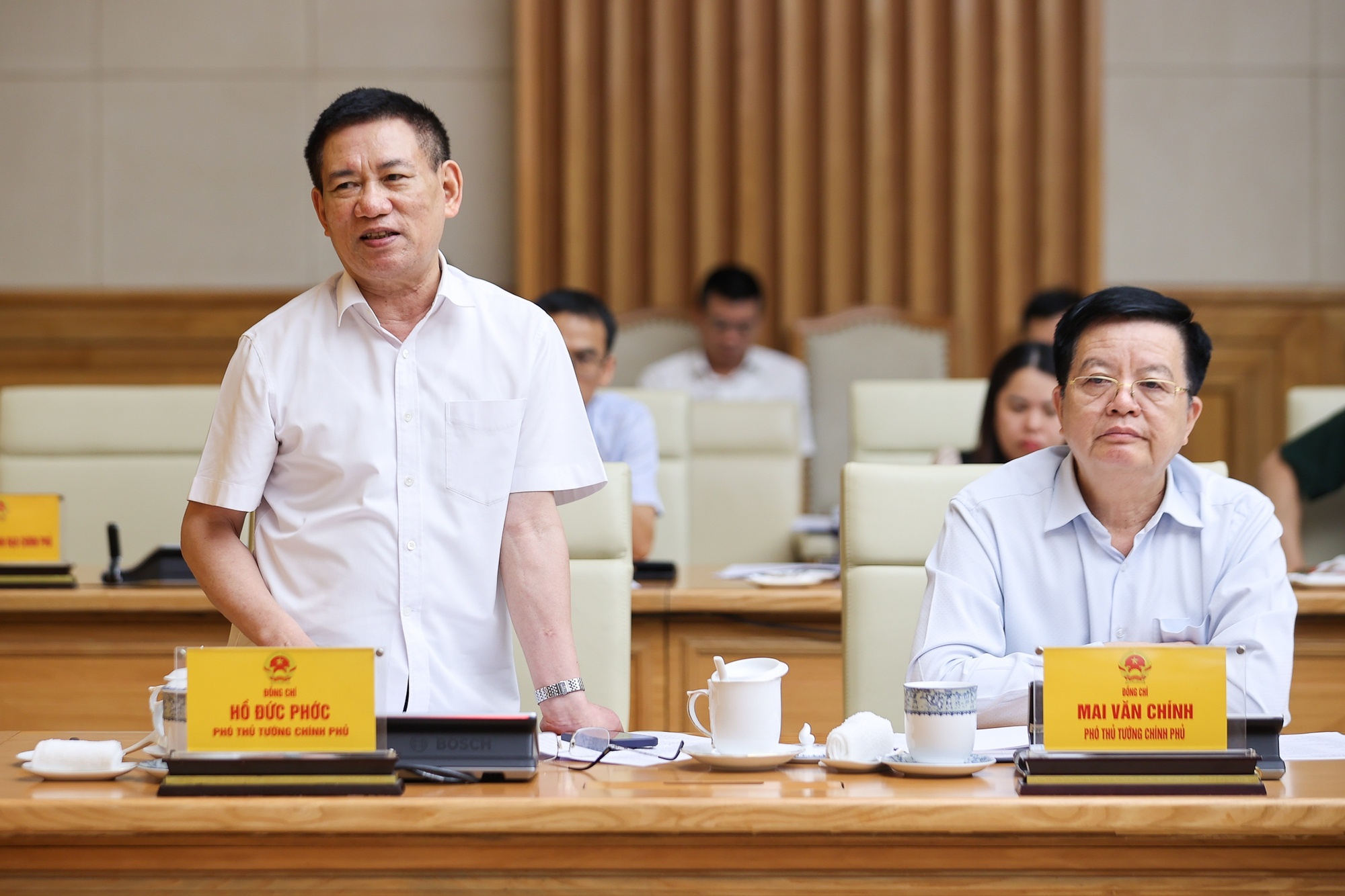 hang gia,  quang cao hang gia anh 4