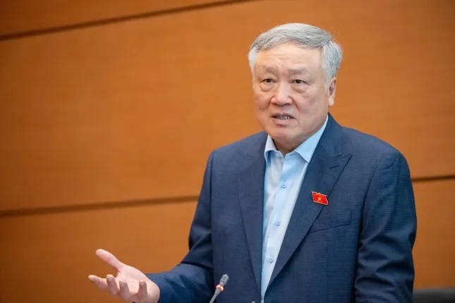 tu nhan lam duong sat anh 2