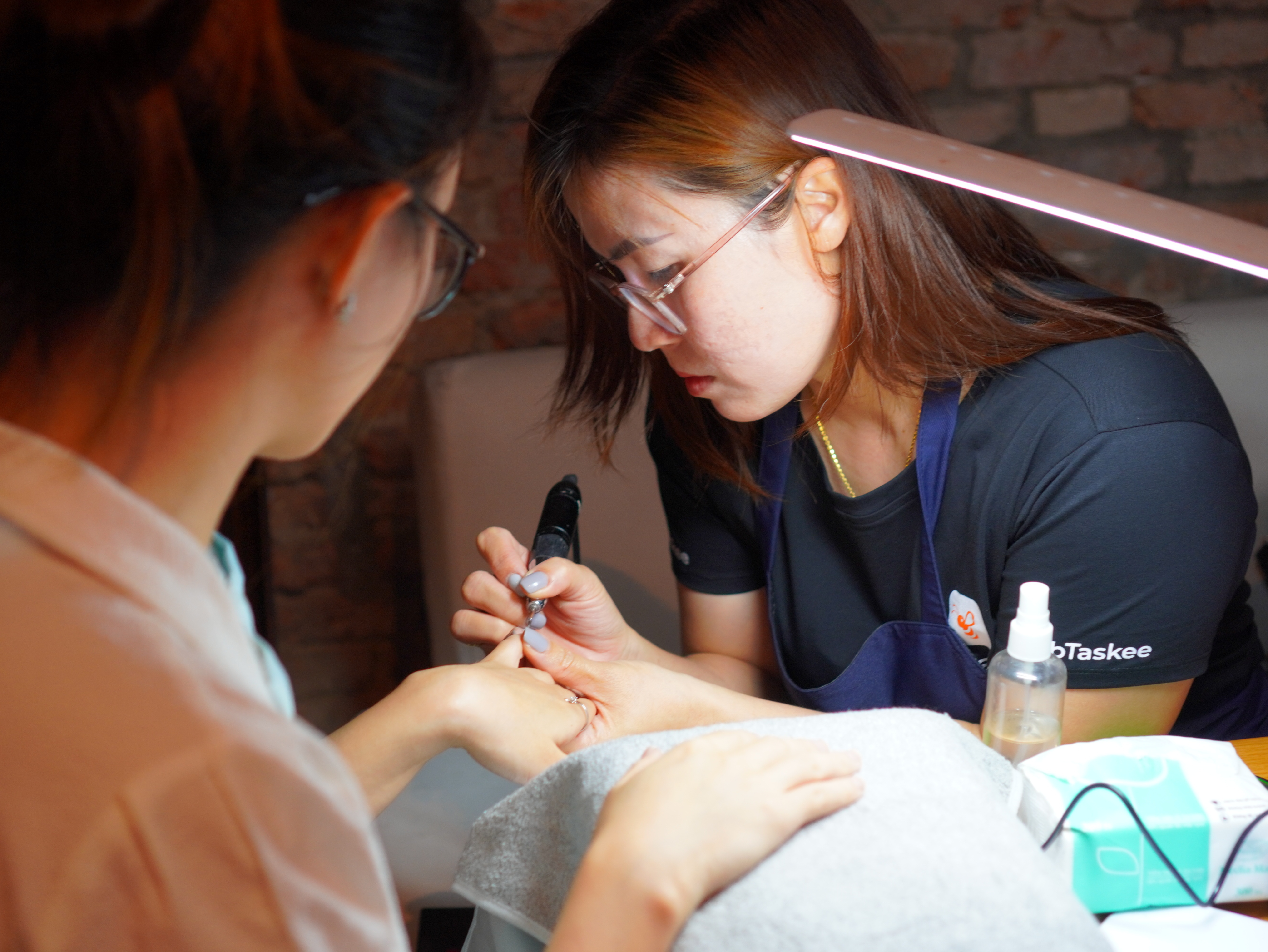 bTaskee mo dich vu goi dau, lam mong tai nha hinh anh