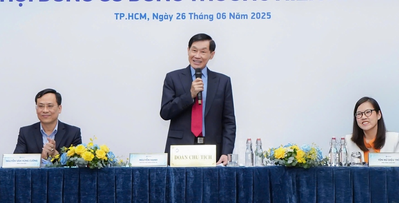 Ong Jonathan Hanh Nguyen va gia dinh muon 'tien de ra tien' o Sasco hinh anh