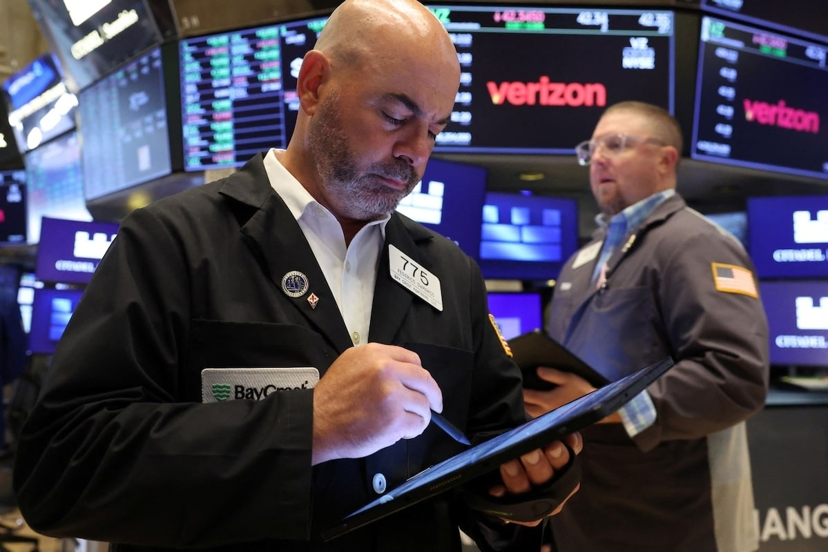 Chung khoan My lap dinh khi ong Trump noi dat thoa thuan voi Viet Nam hinh anh