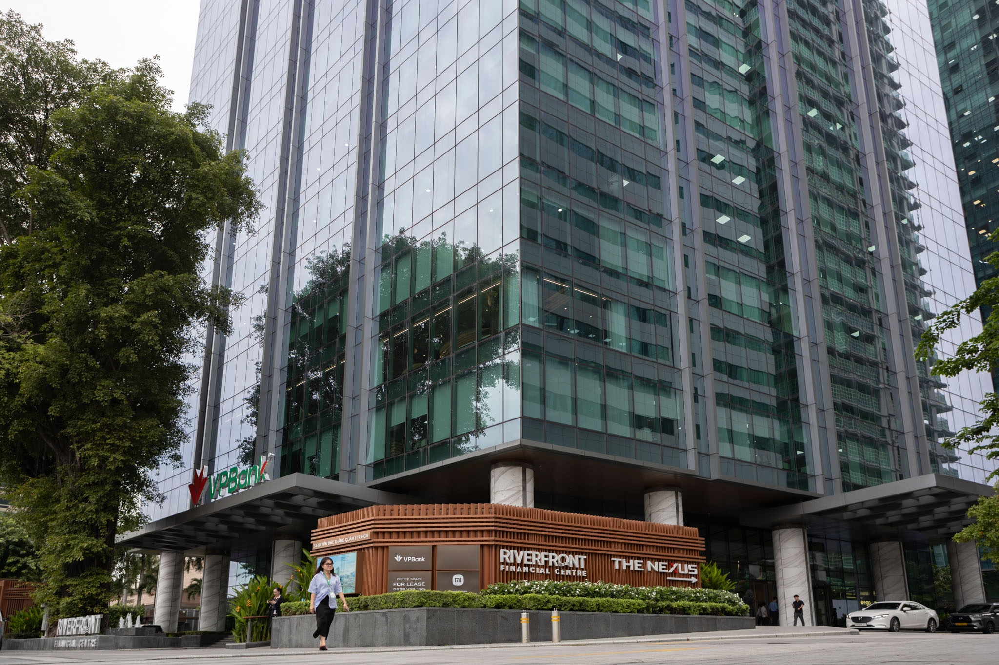 Union Square,   VPBank Tower,  Ba Son anh 13