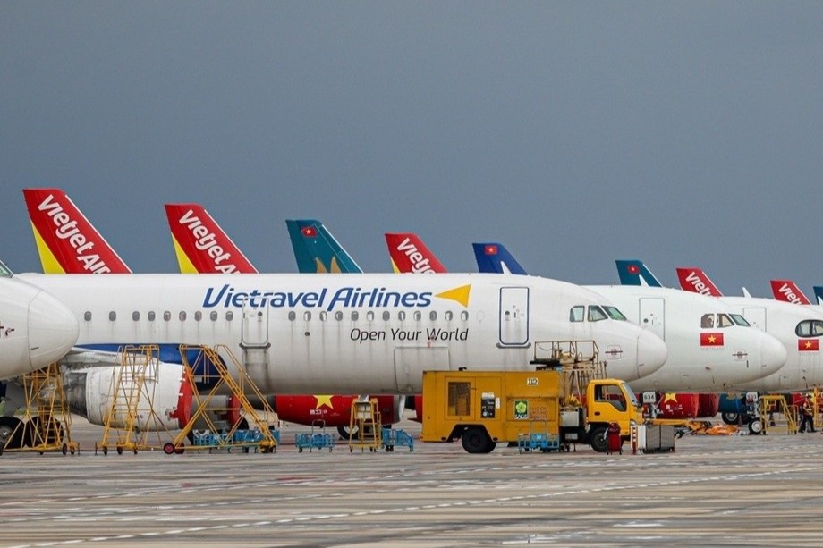 Hai cong ty dich vu hang hoa san bay Noi Bai va Tan Son Nhat lai to hinh anh