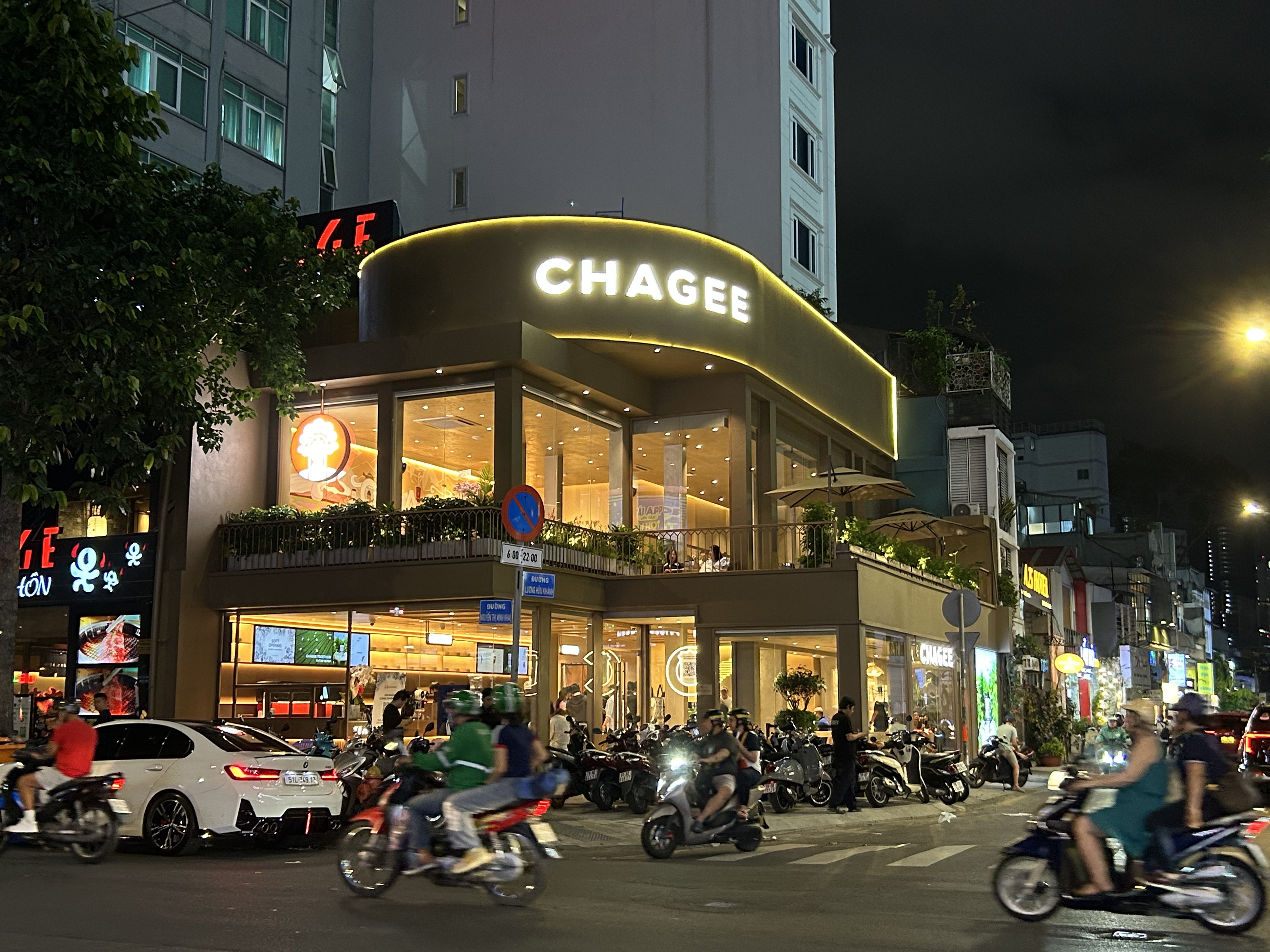 Chagee mo cua hang thu 2 tai TP.HCM hinh anh