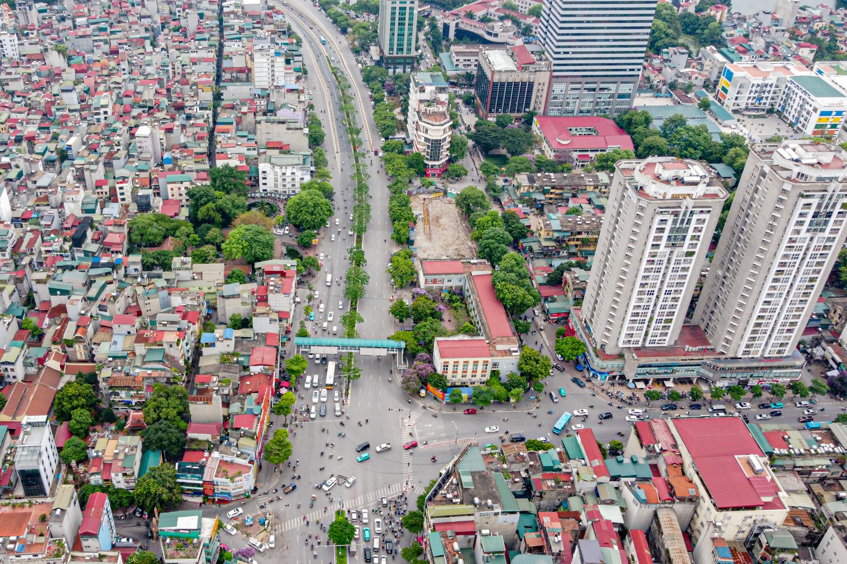 Gia dat co the do Nha nuoc quyet, khong con theo nguyen tac thi truong hinh anh