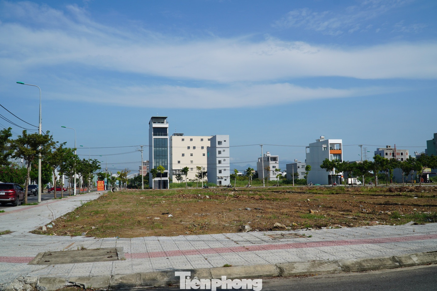 tang gia,  co dat,  co BDS anh 11