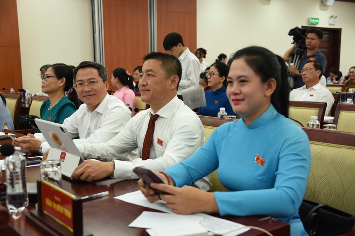 doi song,  dan sinh,  sap nhap anh 1