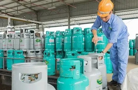 binh gas,  dieu chinh,  muc gia anh 1