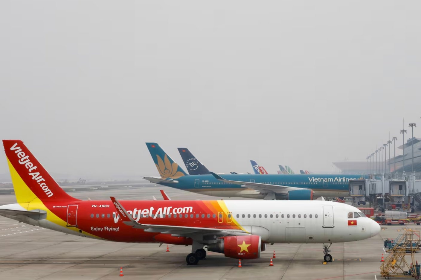 Vietjet tang von len hon 5.900 ty, mo them mang sua chua may bay hinh anh