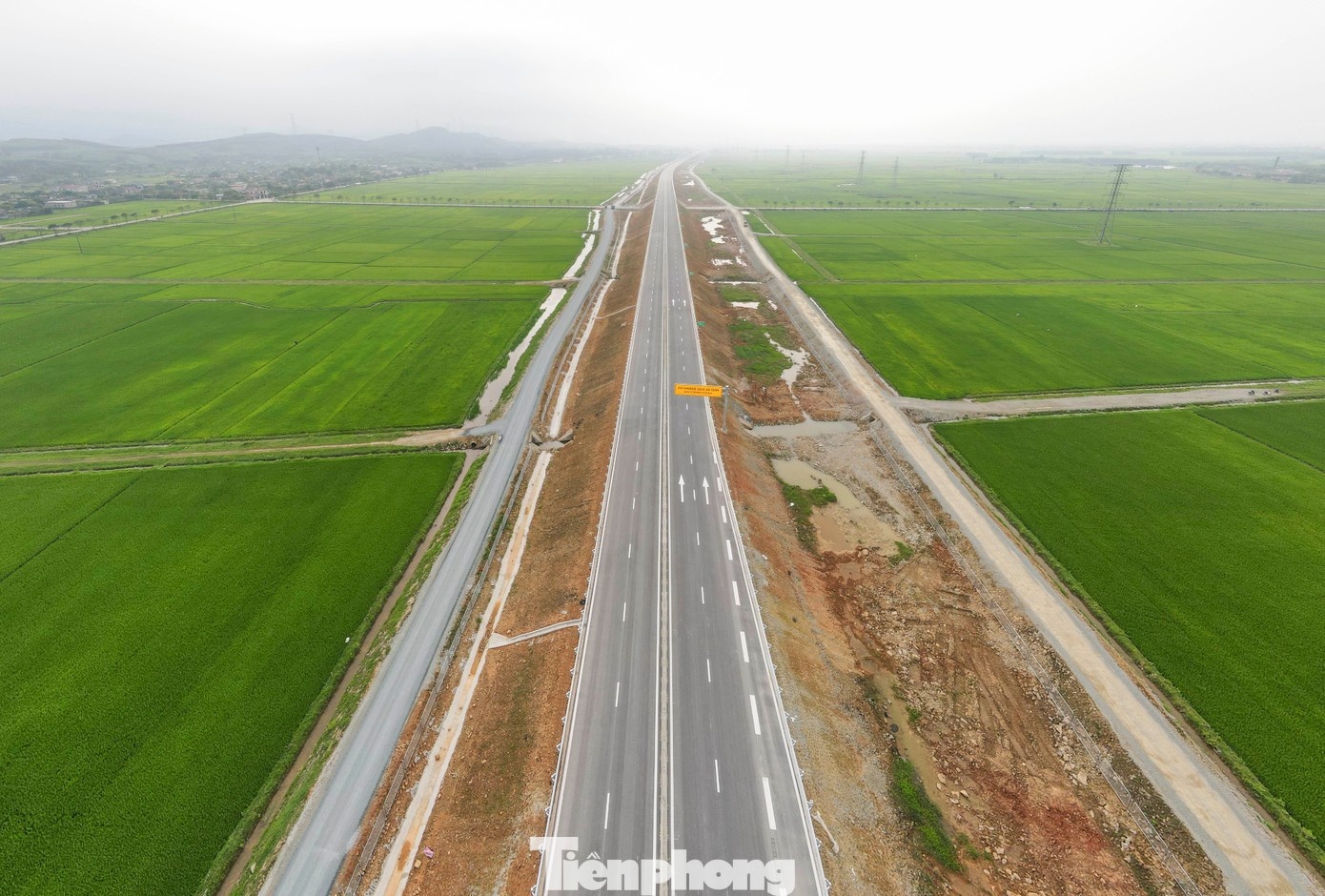 du an,  tang truong,  kinh te anh 2
