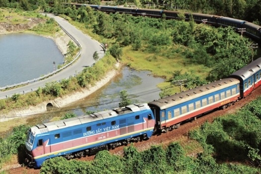 Gia dat hon nam ngoai, 22.000 ve tau Tet van ban het trong 1 buoi sang hinh anh