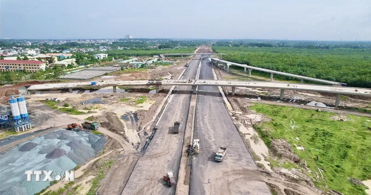 Day nhanh tien do cac tuyen duong ket noi san bay Long Thanh hinh anh