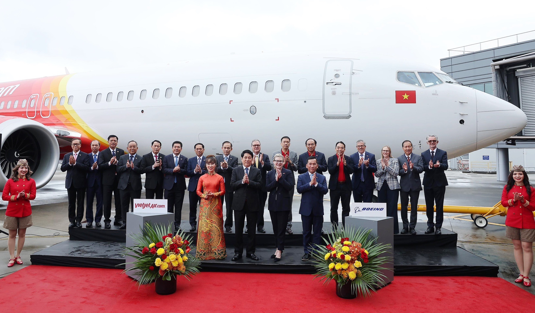 Vietjet nhan tau bay dau tien trong lo 200 chiec Boeing gia 32 ty USD hinh anh