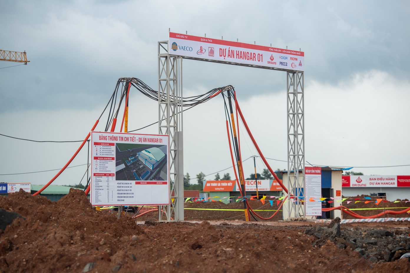 Tien do 4 du an quan trong cua Vietnam Airlines tai san bay Long Thanh hinh anh