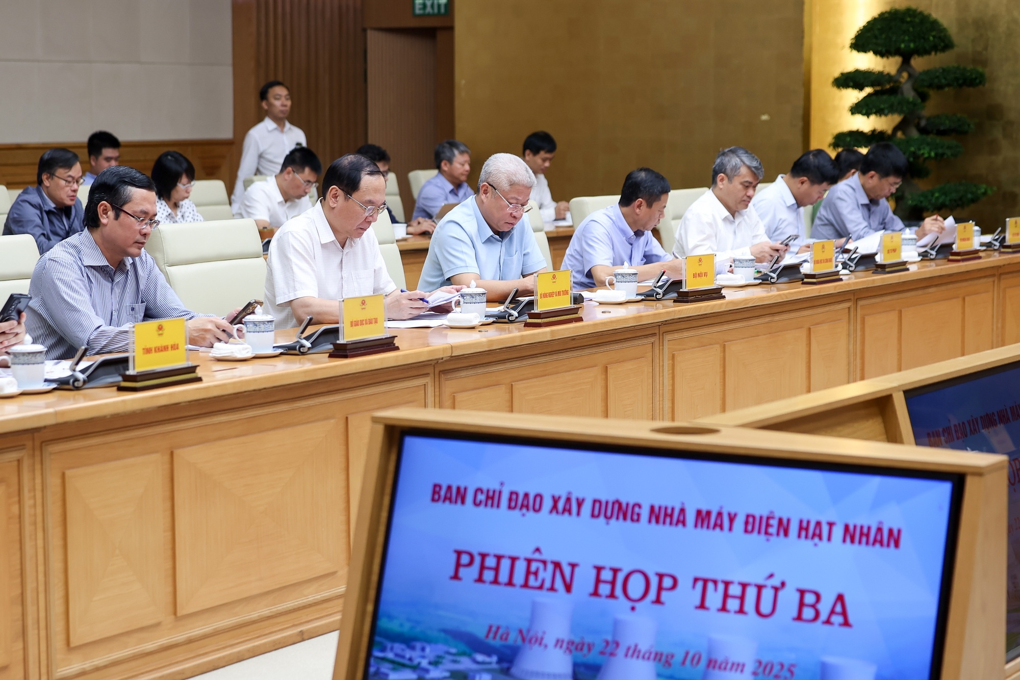 Ninh Thuan,  Khanh Hoa,  nang luong anh 4