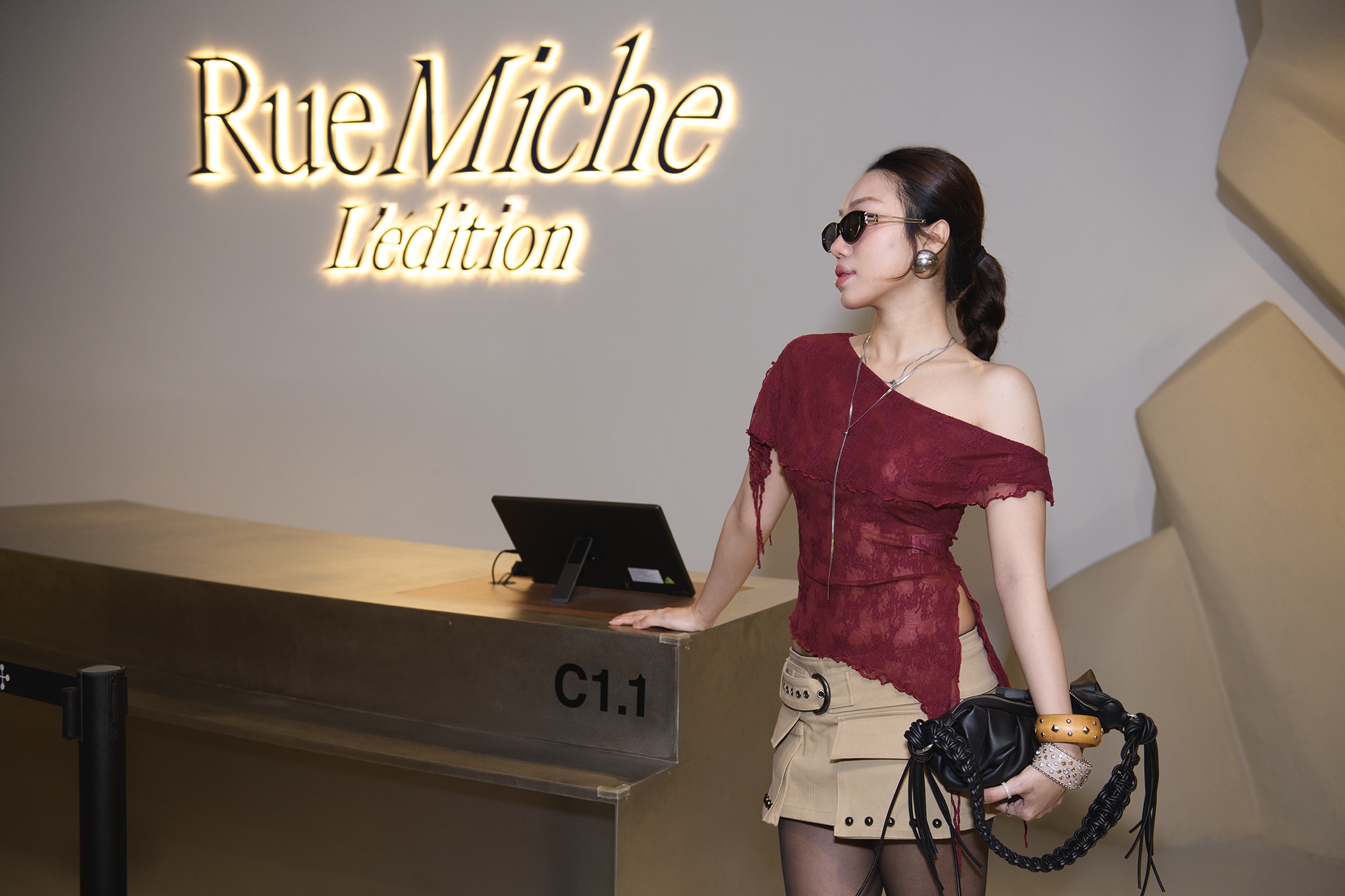 tổ hợp,  thời trang,  mô hình  ảnh 1 to hop,  thoi trang,  mo hinh anh 1