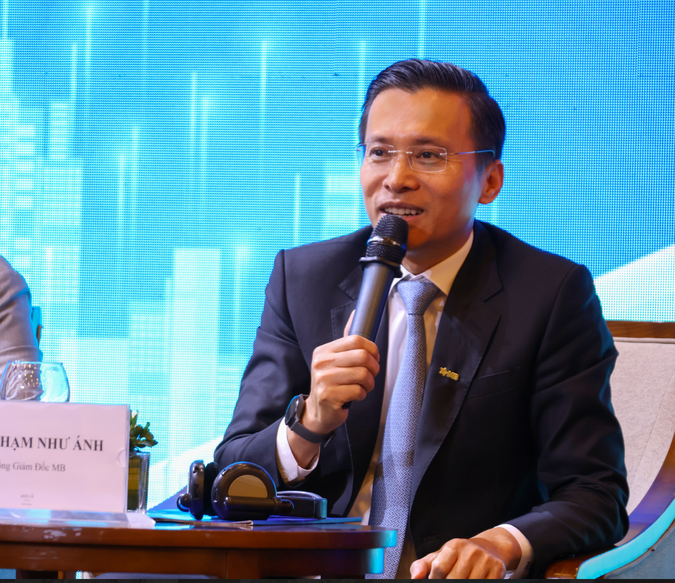 tang lai suat,  ky han,  gui online anh 1