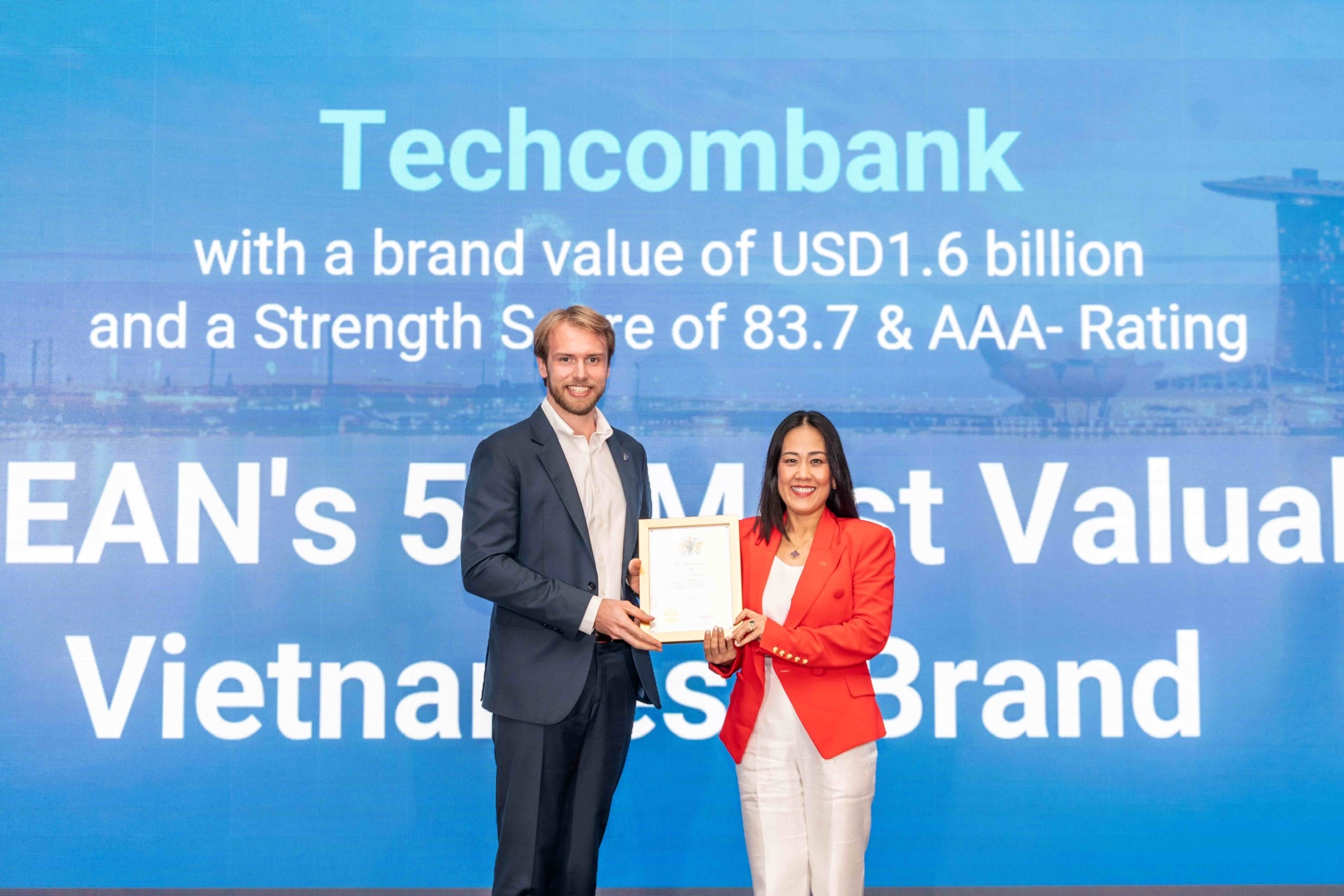 Techcombank anh 2
