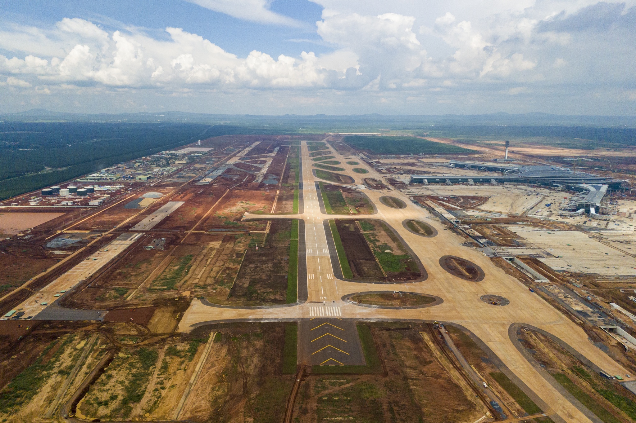 Tin moi ve viec dau tu duong bang thu 3 tai san bay Long Thanh hinh anh