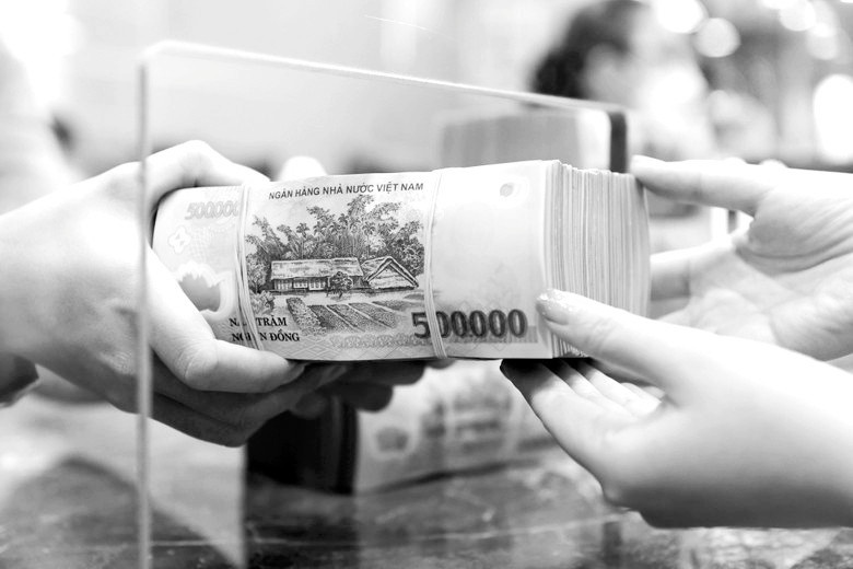 lai vay,  tiet kiem,  tien bac anh 1