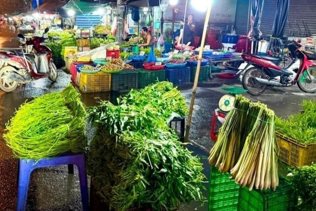 Ot tuoi o TP.HCM van neo gia 160.000 dong/kg hinh anh