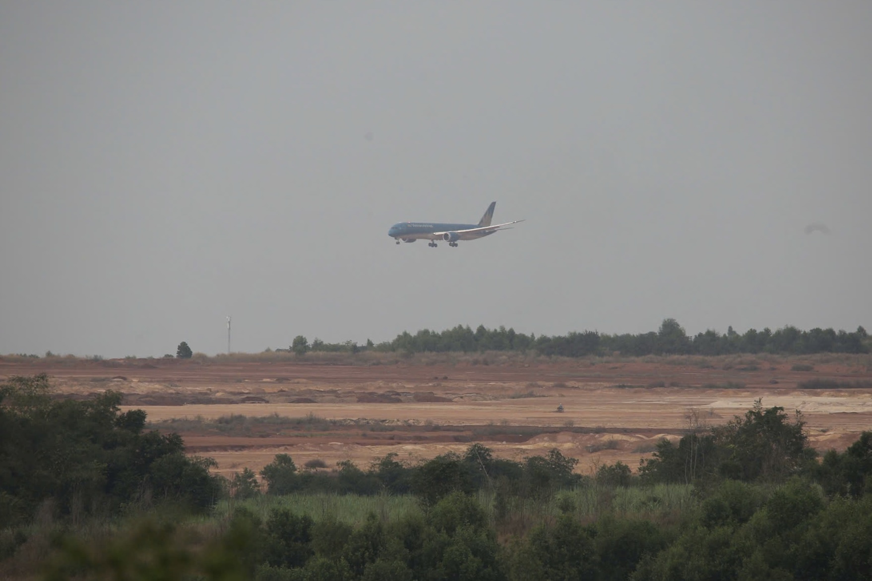 Chuyen bay 'xong dat' Long Thanh duoc theo doi nhieu nhat the gioi hinh anh