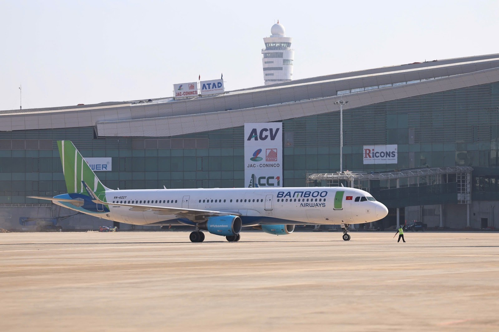 Bamboo Airways nghien cuu phat trien mang bay ket noi voi Long Thanh hinh anh