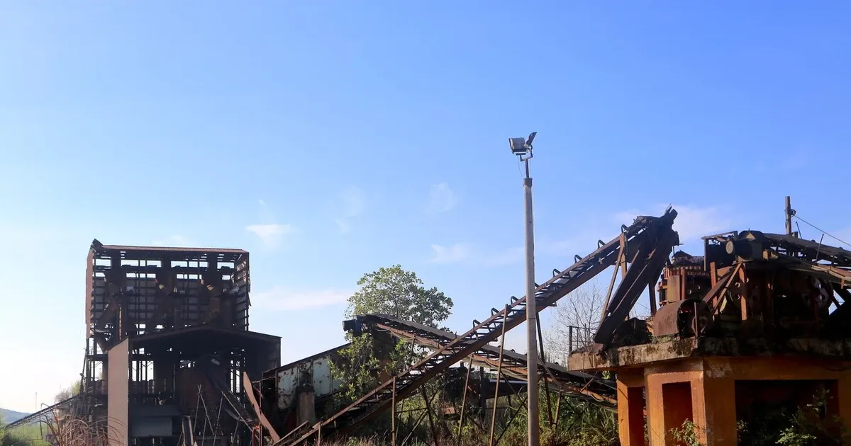 'Khai tu' du an nha may tuyen quang sat 500.000 tan/nam hinh anh