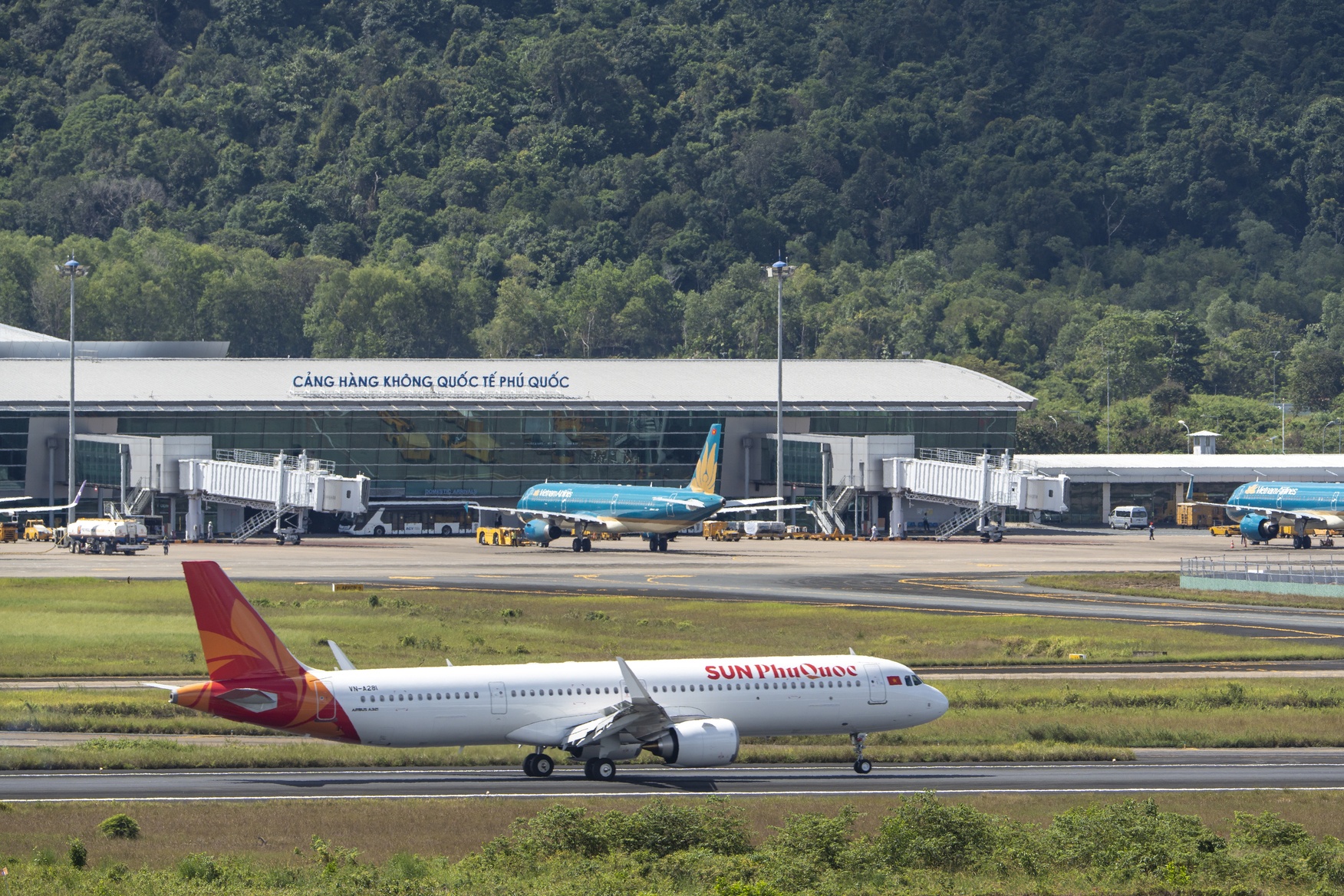 Sun PhuQuoc Airways sap mo duong bay quoc te dau tien hinh anh