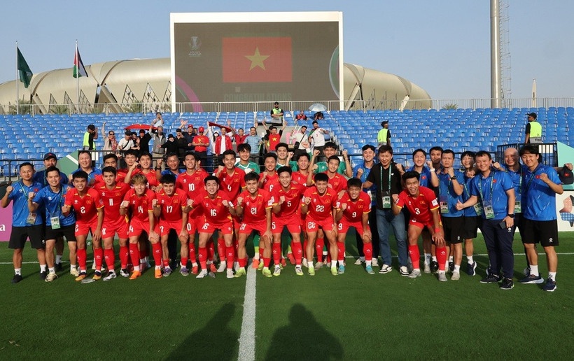 U23 Viet Nam duoc hua thuong 2 ty neu thang U23 Trung Quoc hinh anh