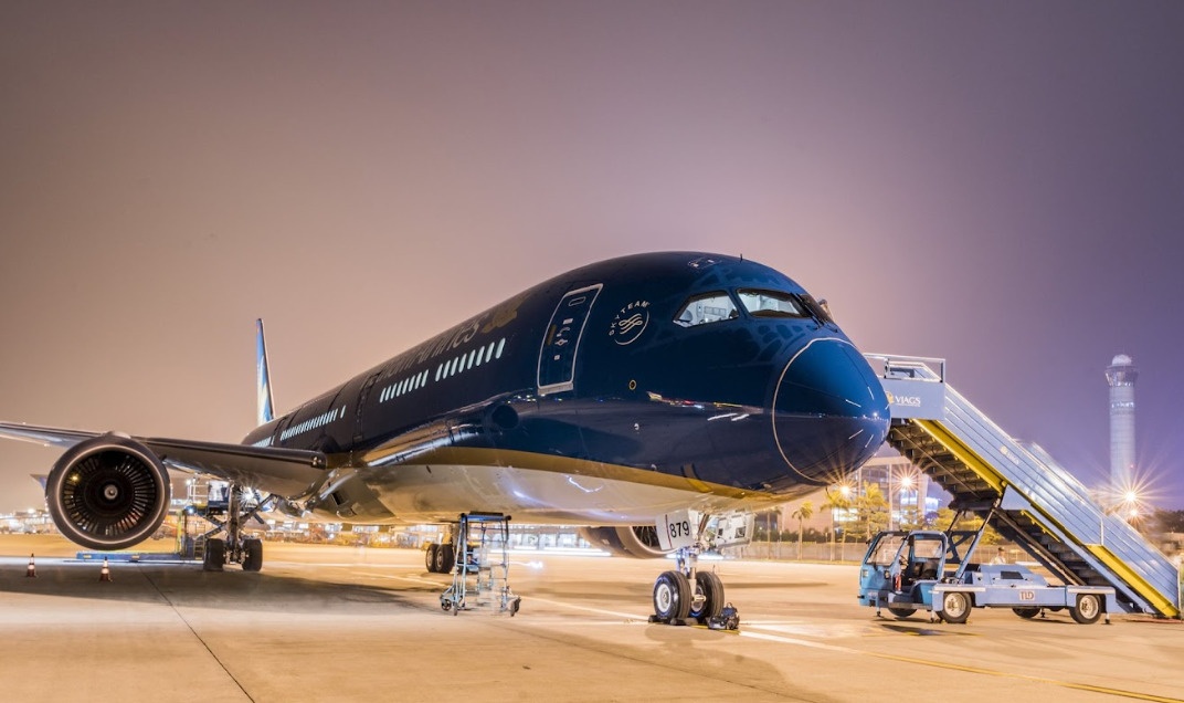 Tang them 1.300 chuyen bay dem dip Tet hinh anh