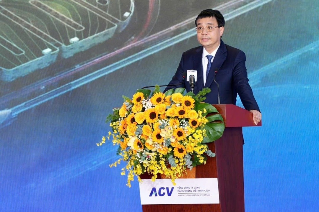 He lo nguoi thay ong Vu The Phiet ngoi 'ghe nong' o ACV hinh anh