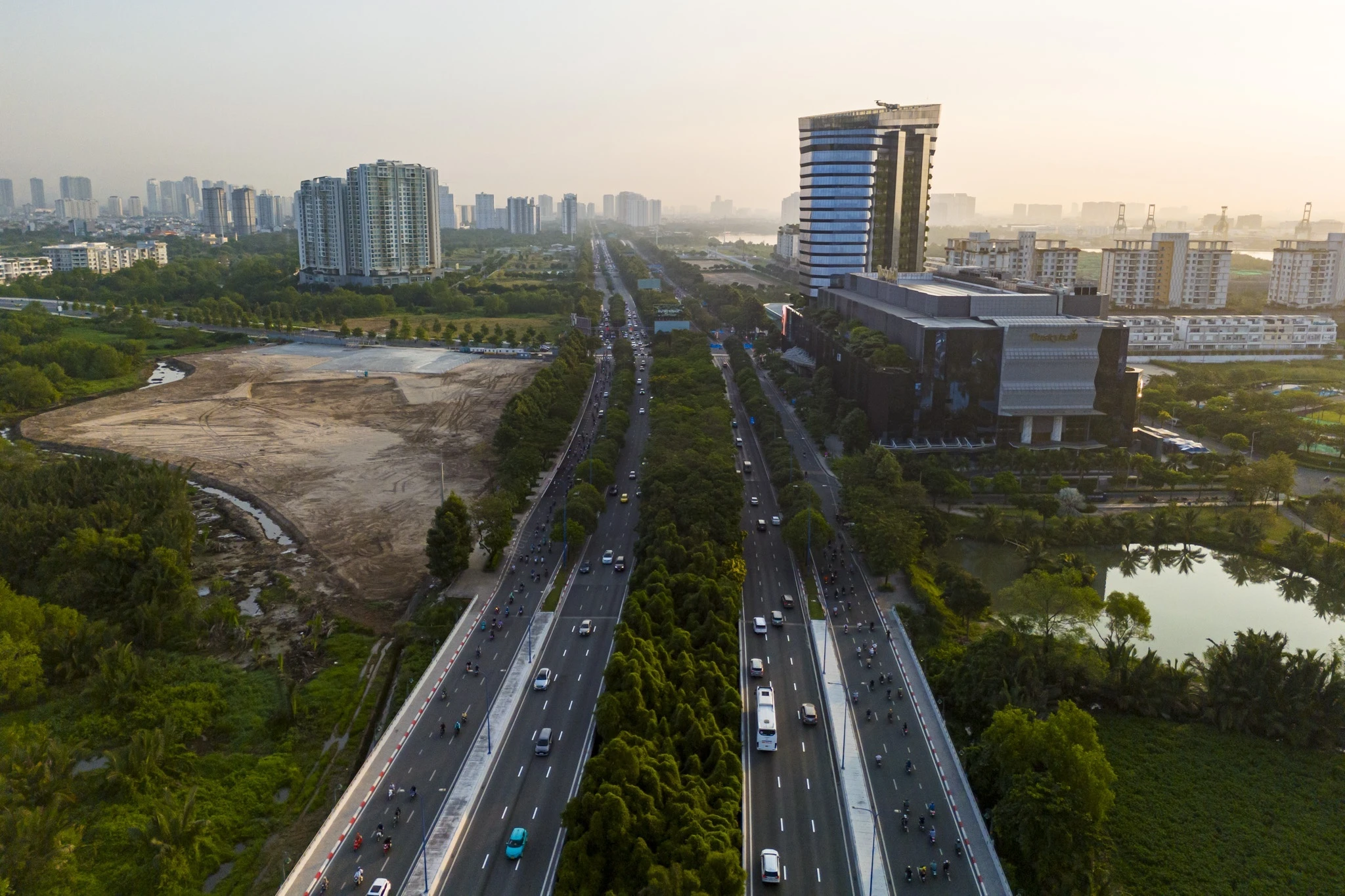 Dai Quang Minh duoc giao nghien cuu tuyen metro Thu Thiem - Long Thanh hinh anh