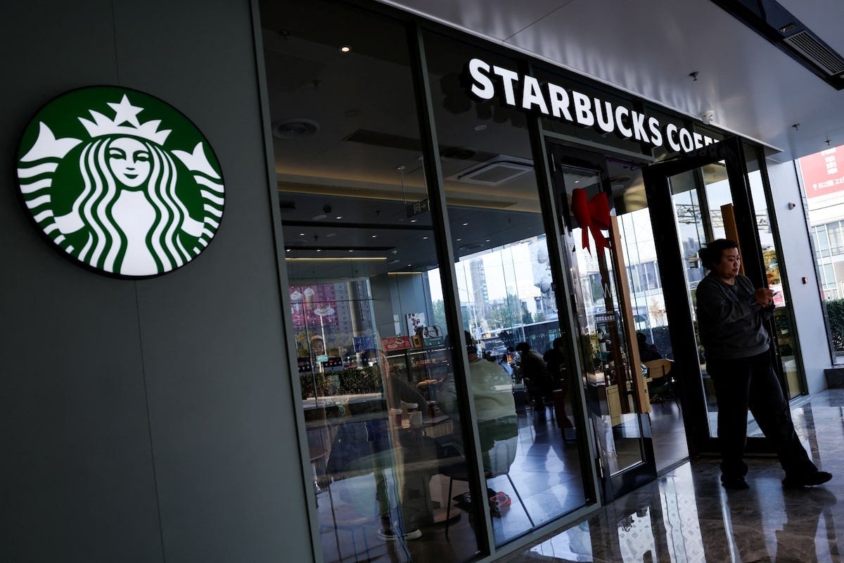 Starbucks Trung Quoc 'ban minh' voi thuong vu 4 ty USD hinh anh